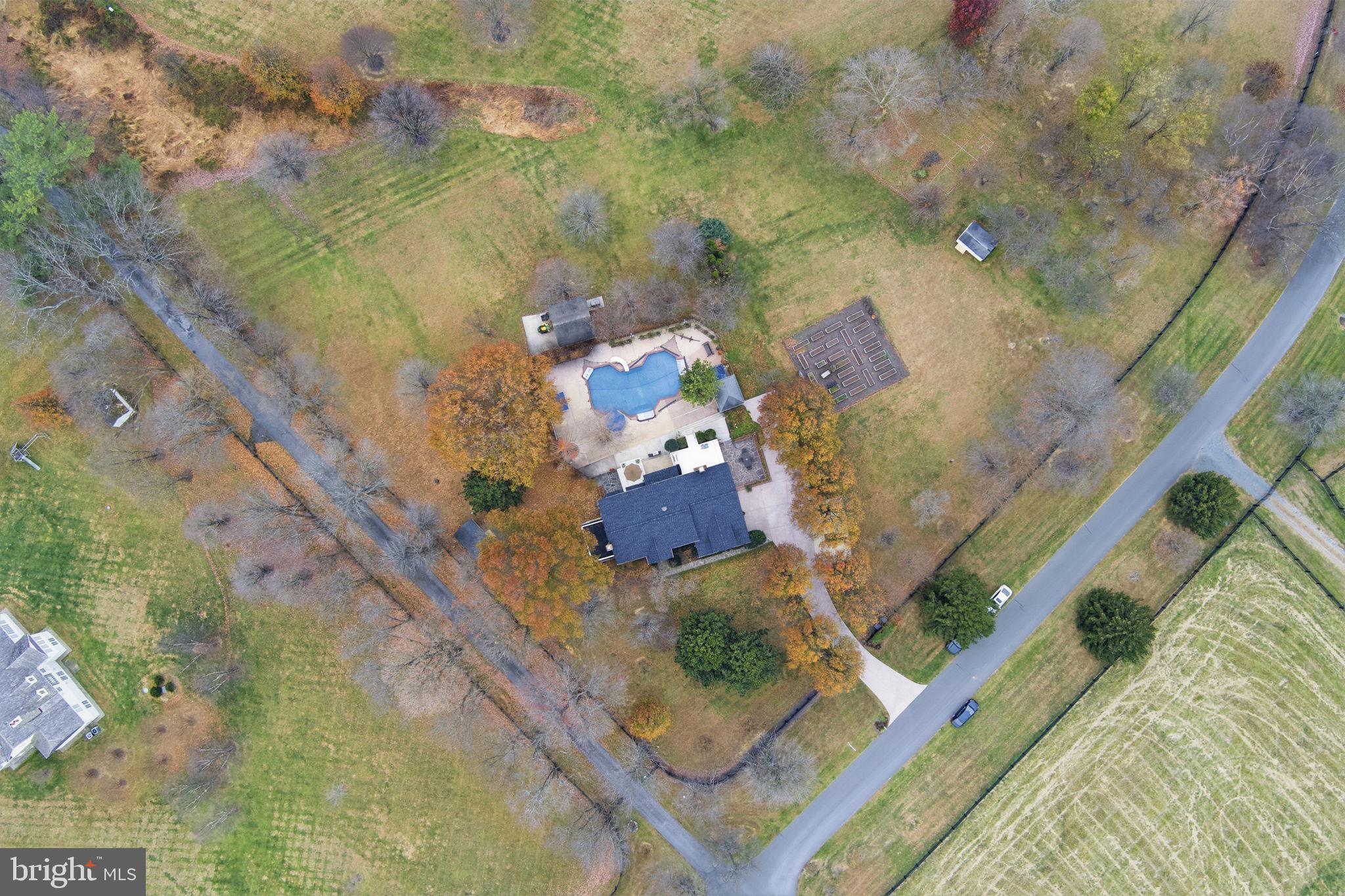 TREVOR HILL - Residential