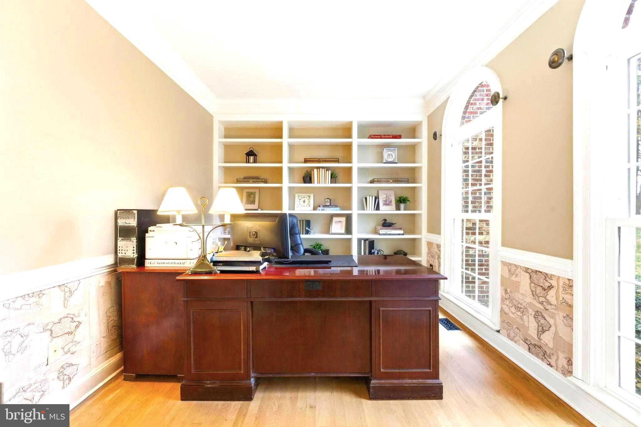 TREVOR HILL - Residential