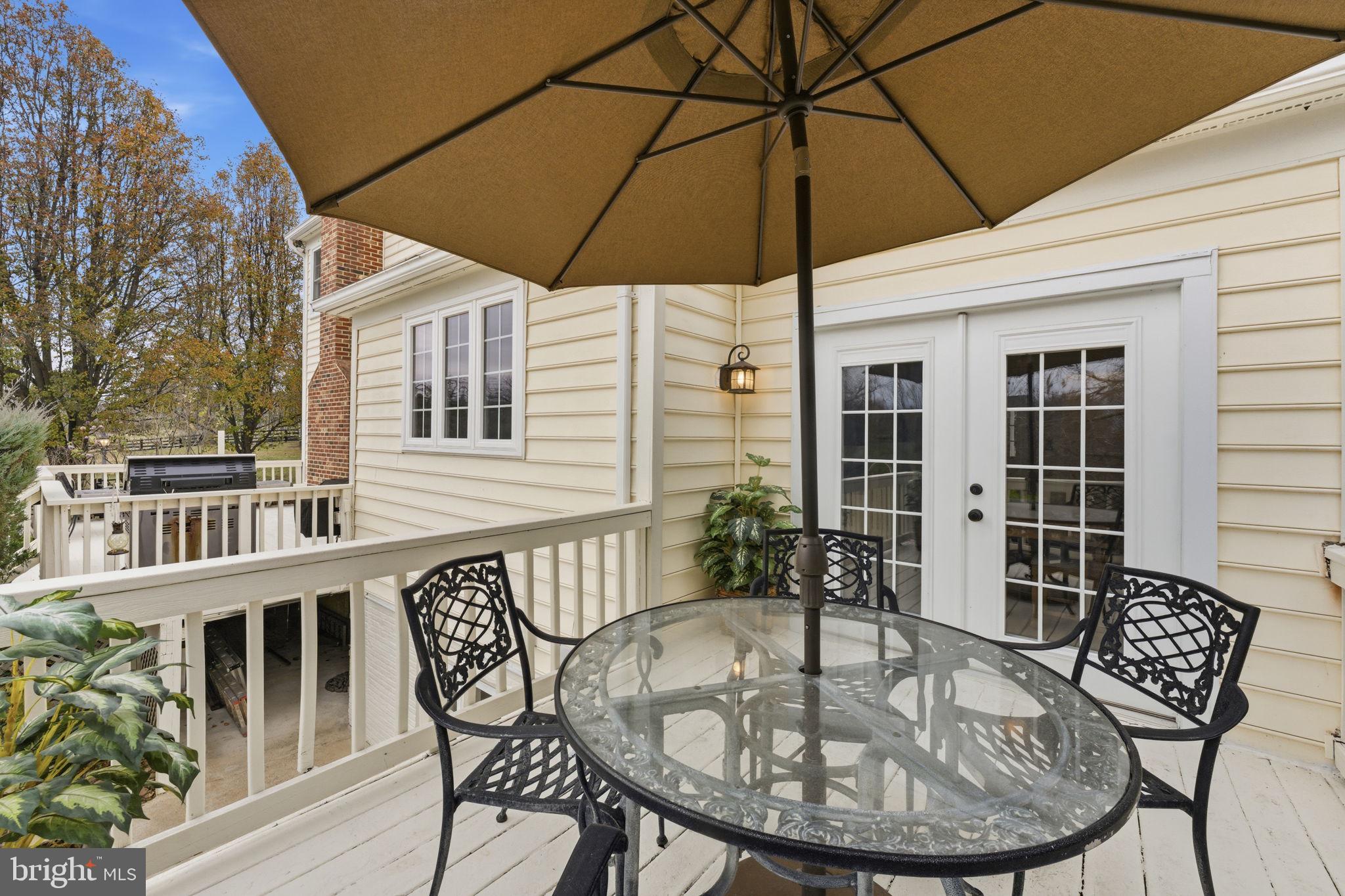 TREVOR HILL - Residential