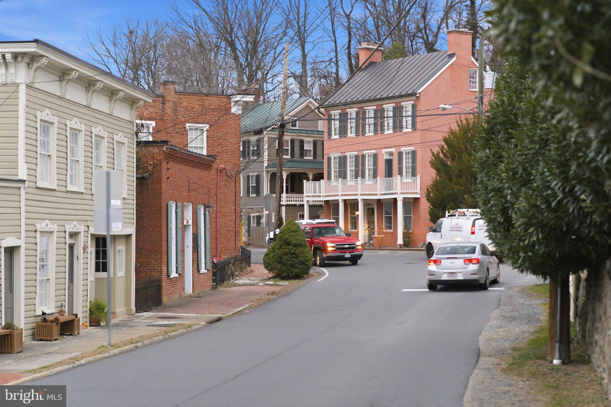 TREVOR HILL - Residential