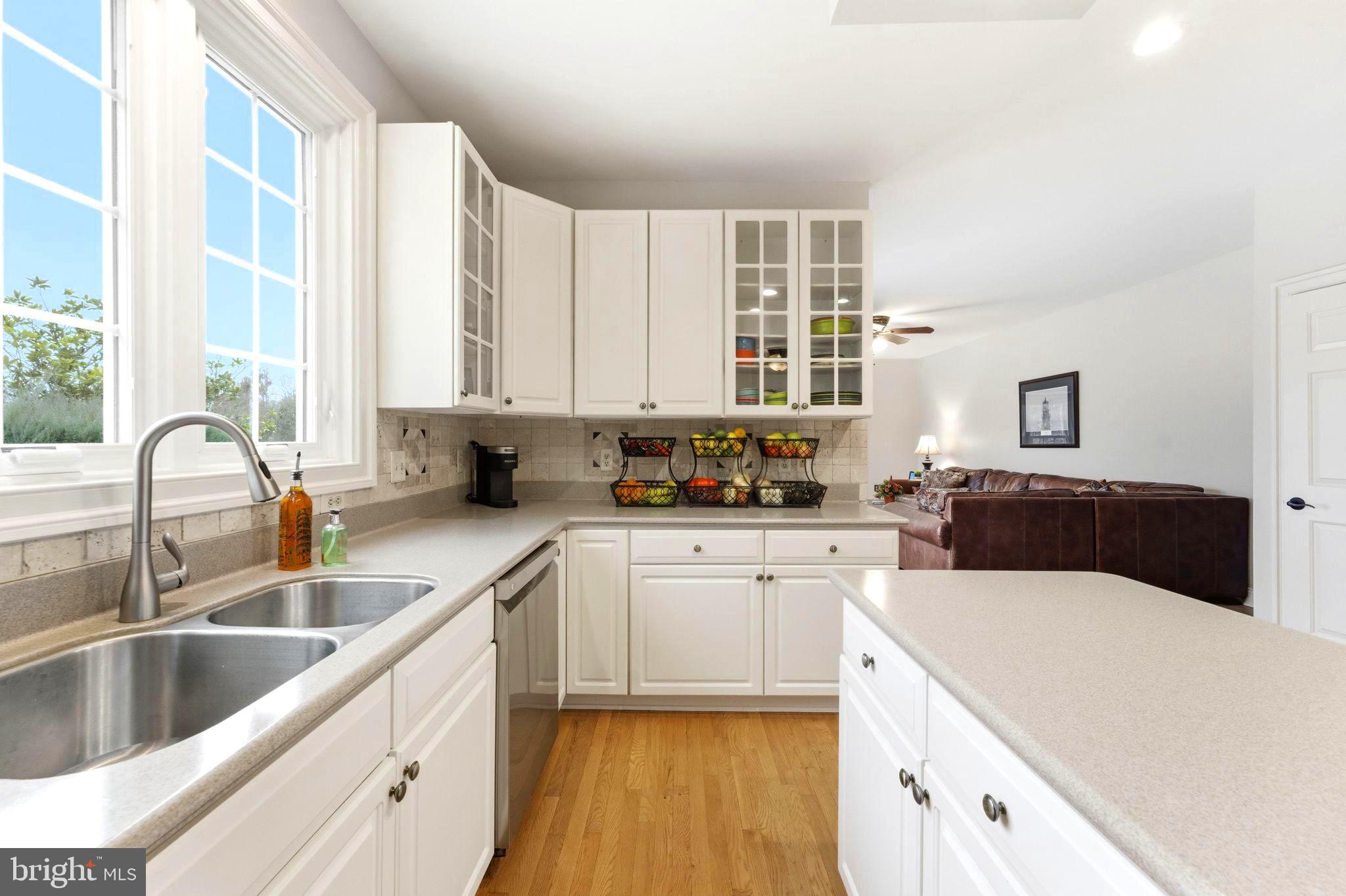 TREVOR HILL - Residential