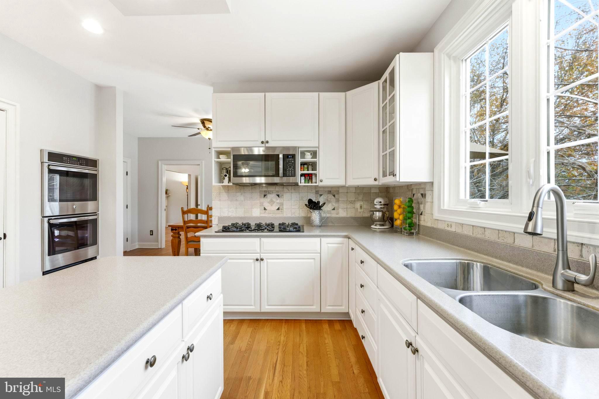 TREVOR HILL - Residential