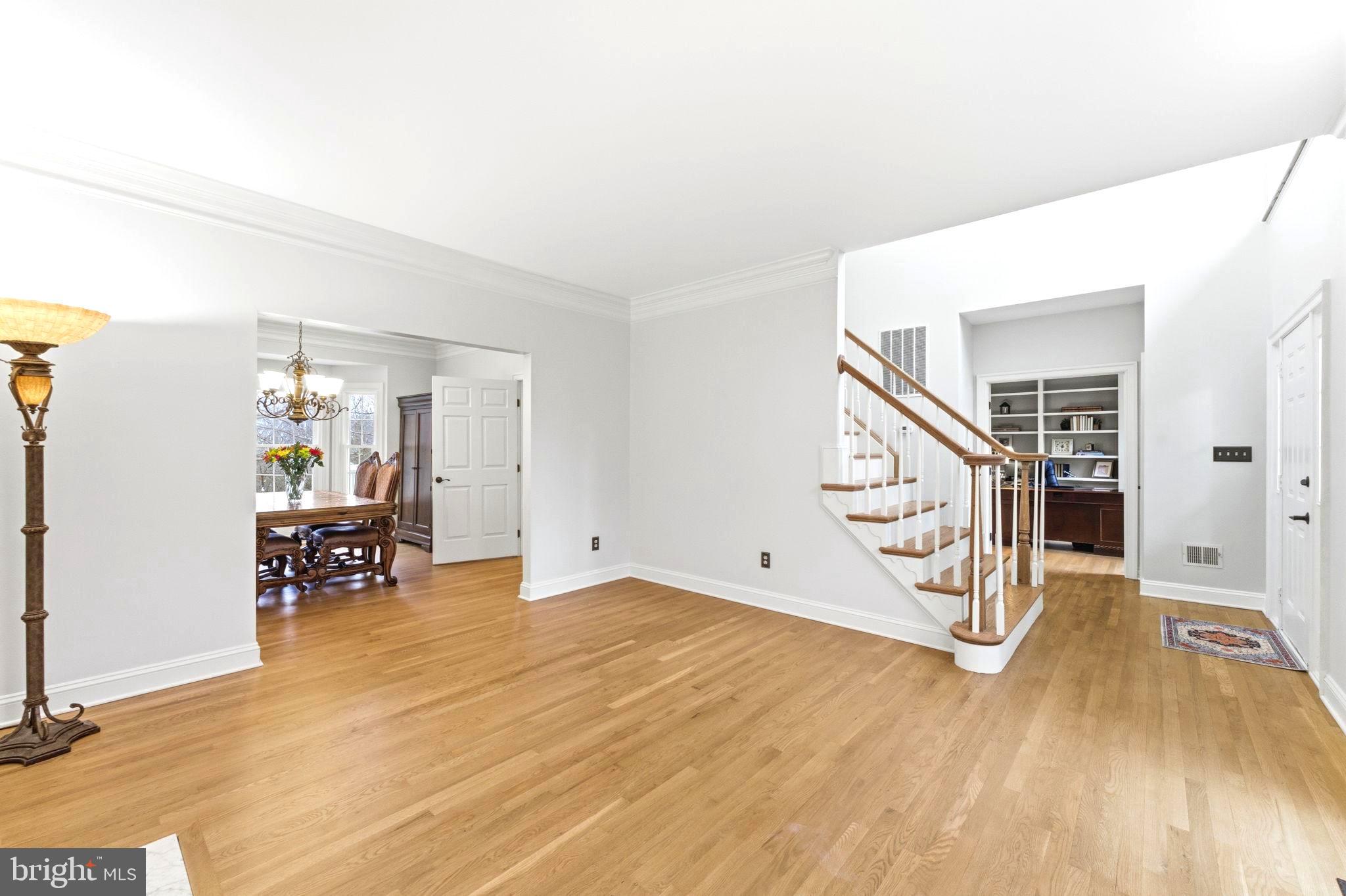 TREVOR HILL - Residential