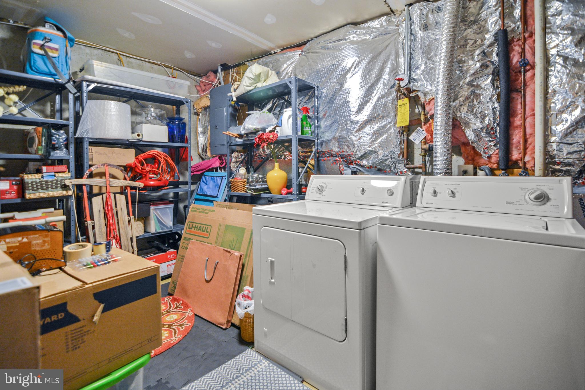 FALCON CREST - Residential