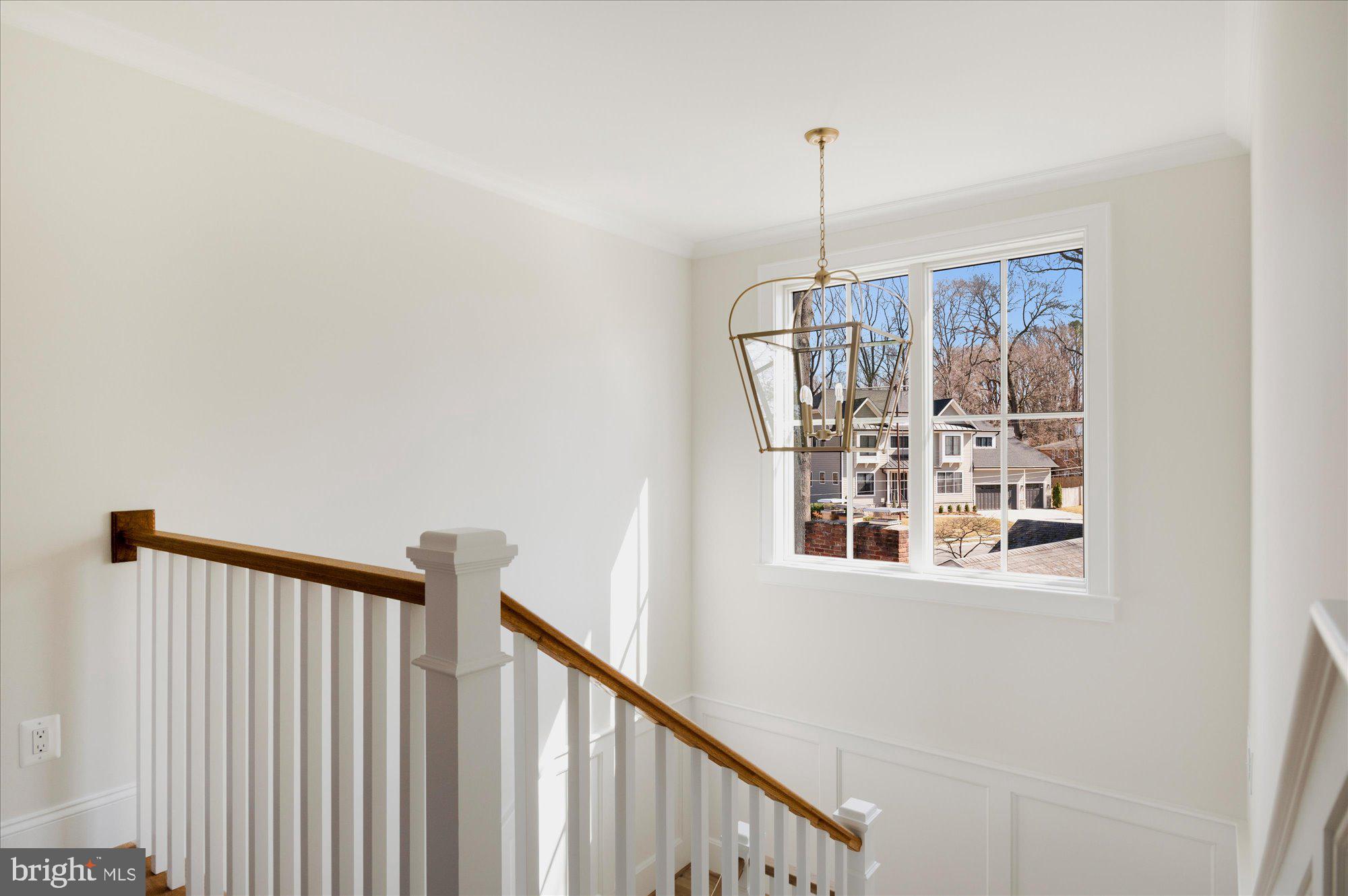 GOLF CLUB MANOR - Residential