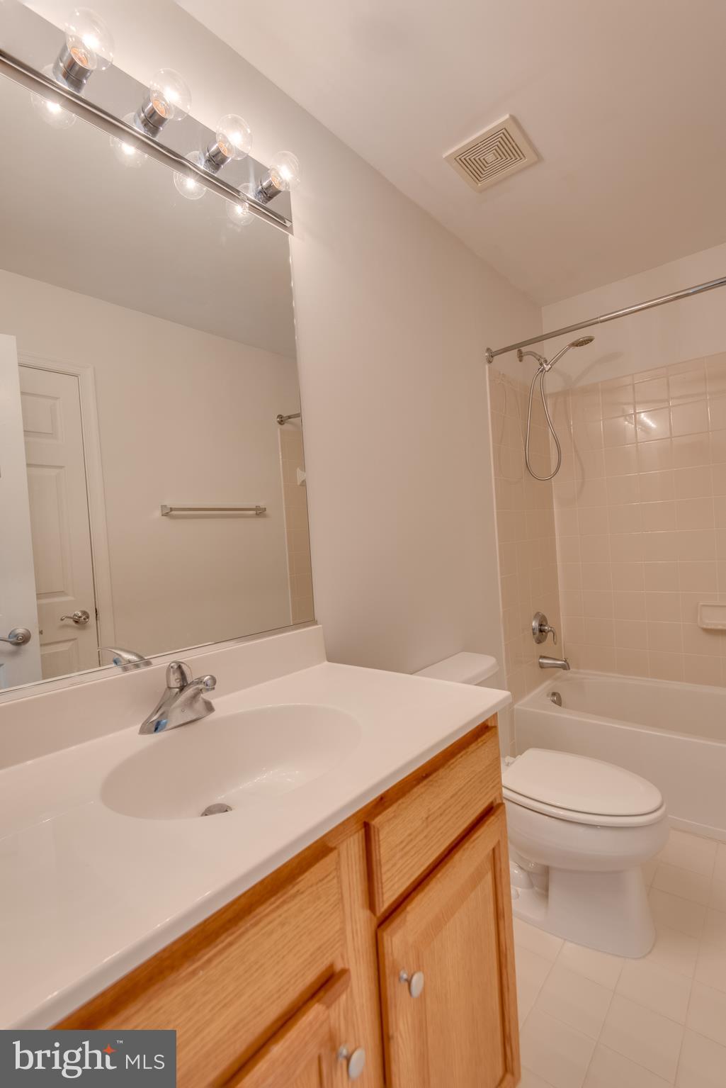 DAHLIA PARK OF WILDEWOOD - Residential