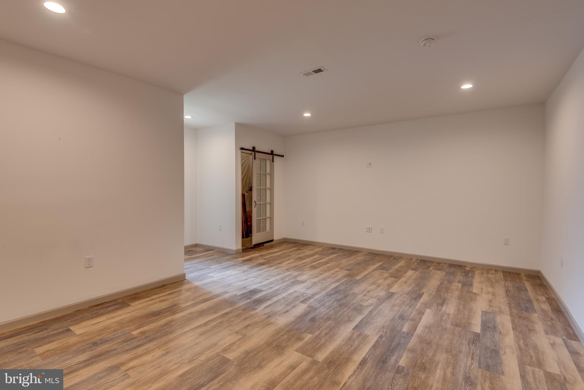 DAHLIA PARK OF WILDEWOOD - Residential