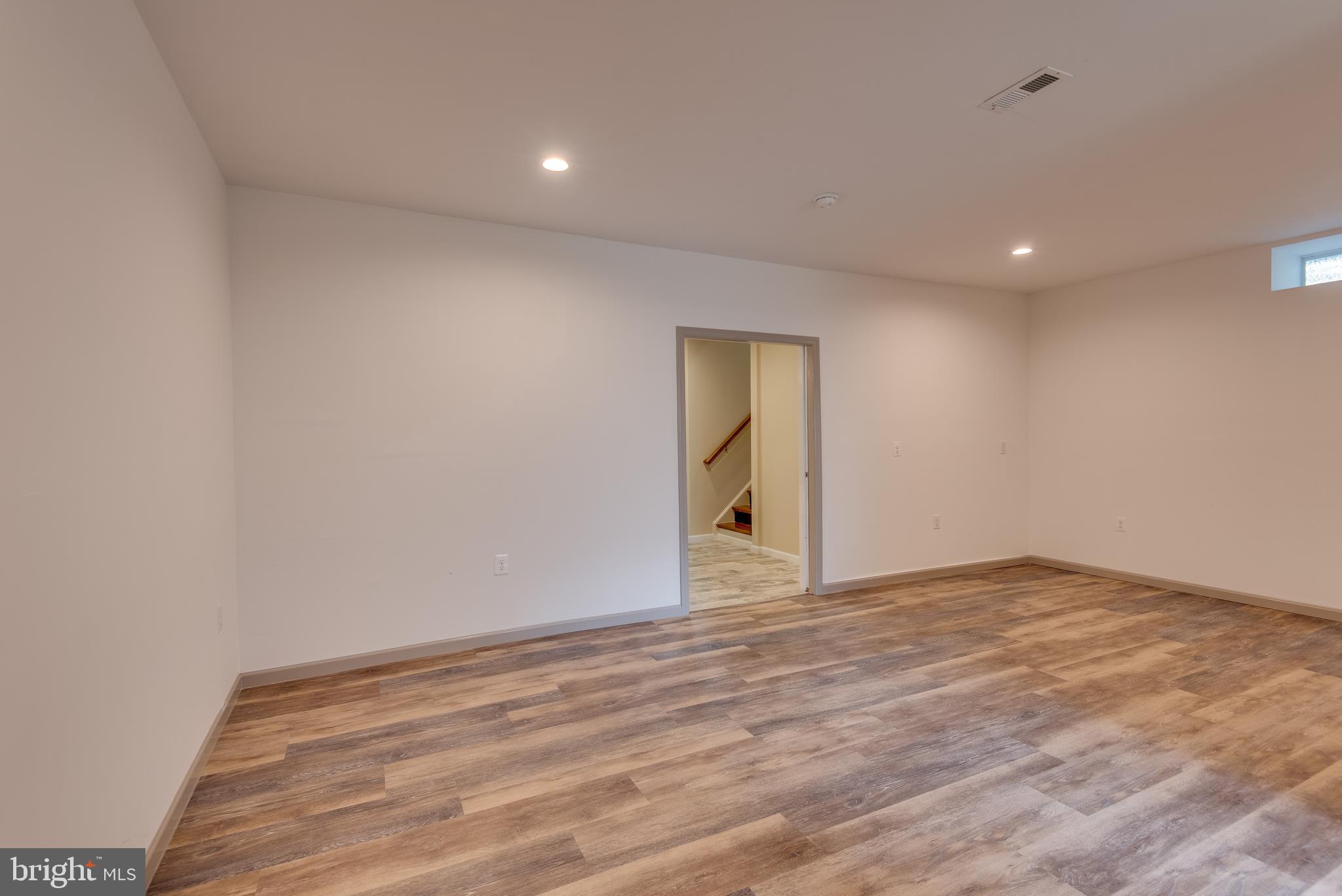 DAHLIA PARK OF WILDEWOOD - Residential