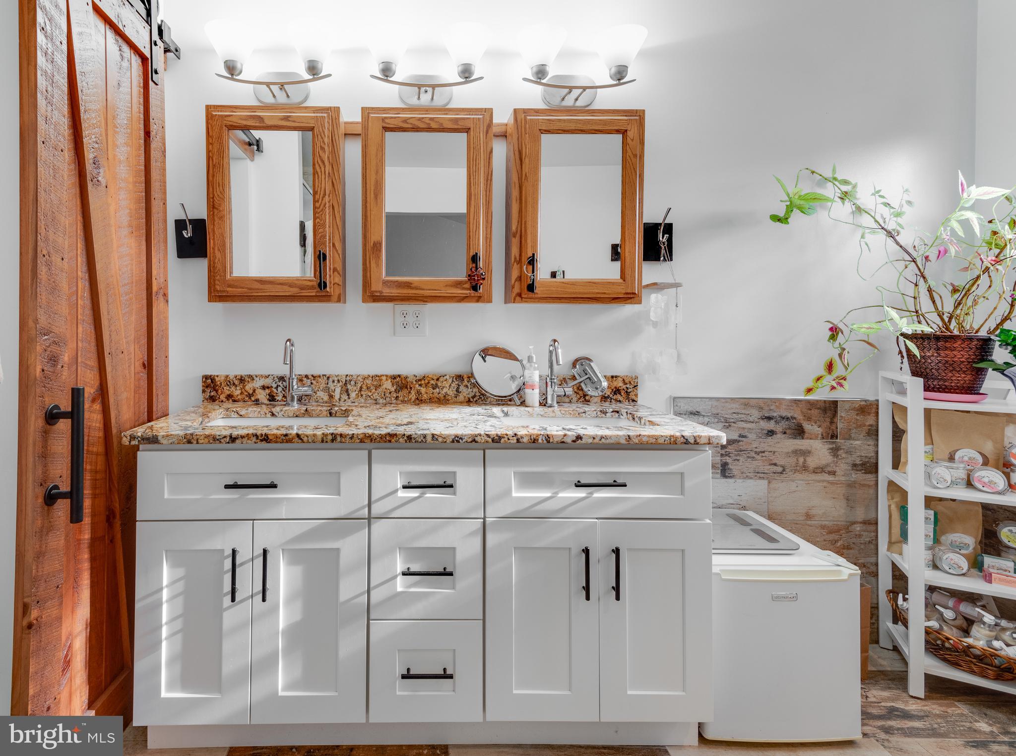 DAHLIA PARK OF WILDEWOOD - Residential