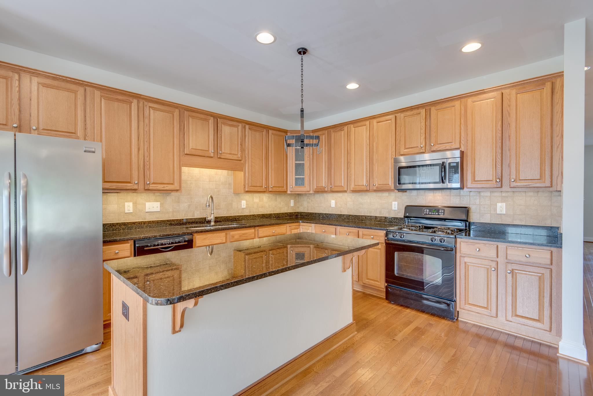 DAHLIA PARK OF WILDEWOOD - Residential