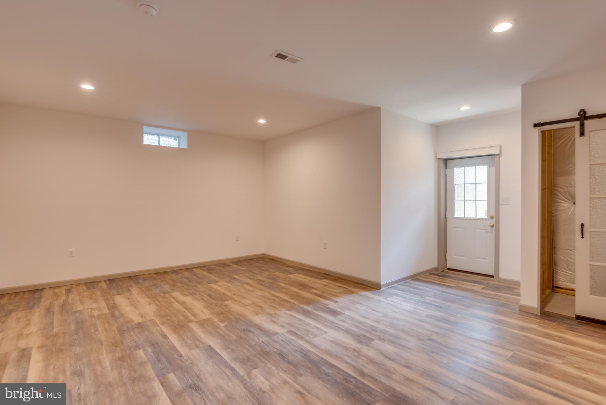 DAHLIA PARK OF WILDEWOOD - Residential