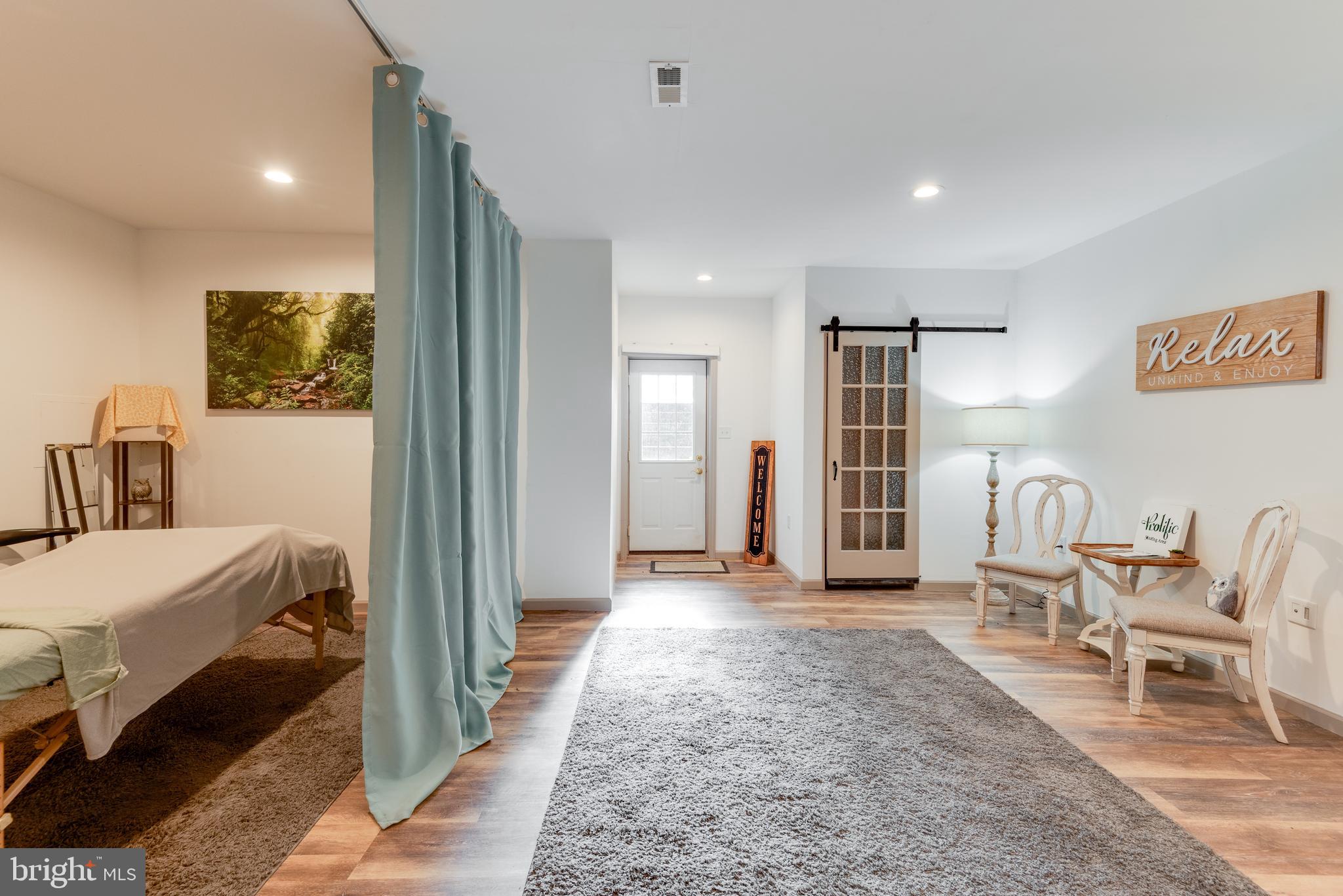 DAHLIA PARK OF WILDEWOOD - Residential