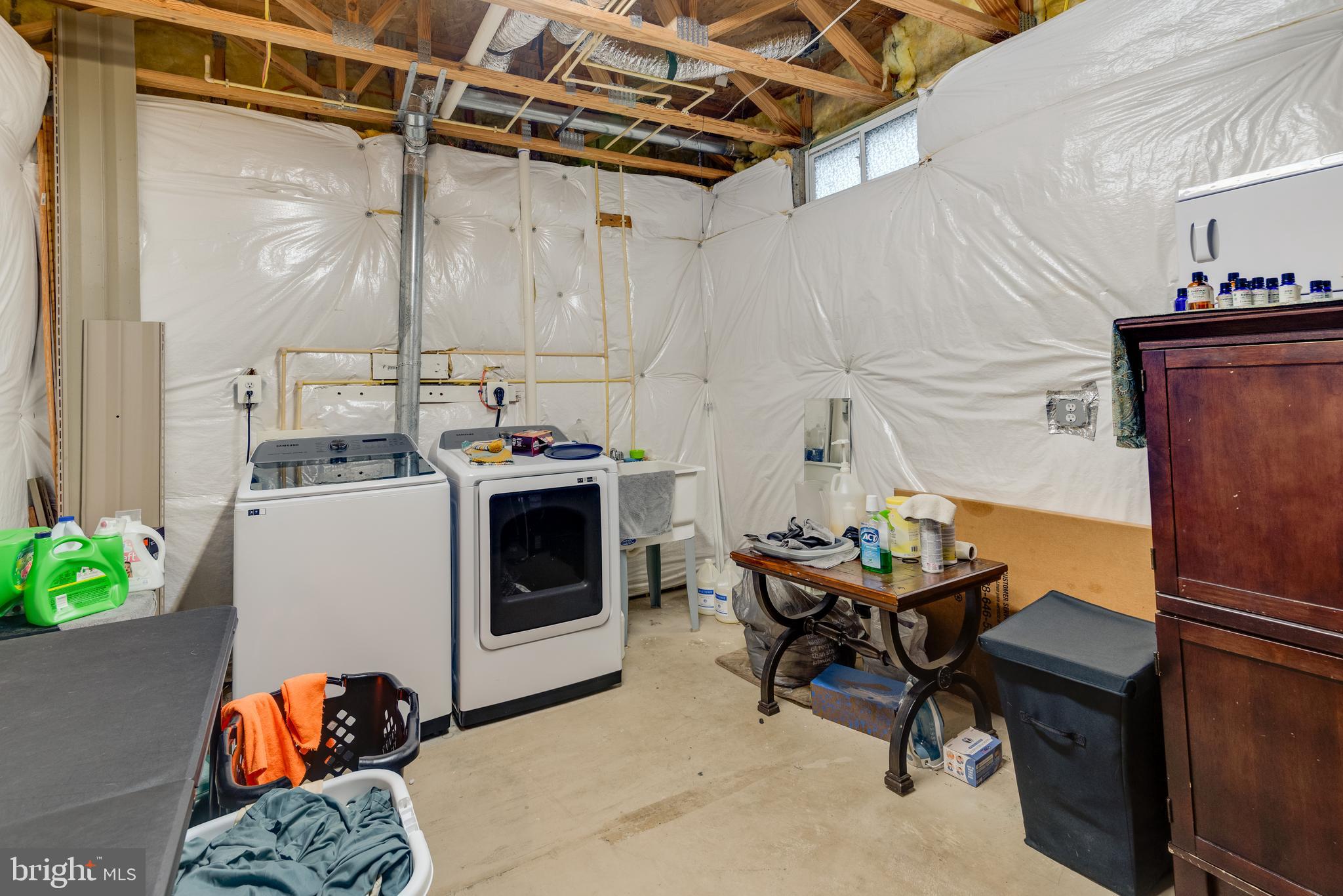 DAHLIA PARK OF WILDEWOOD - Residential