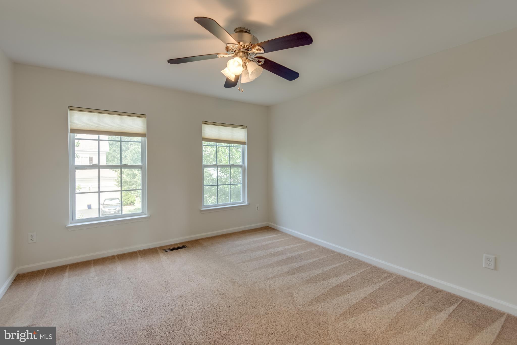 DAHLIA PARK OF WILDEWOOD - Residential