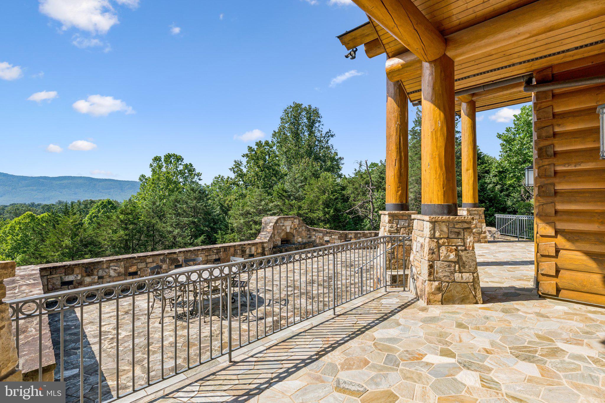 RILEYVILLE - Residential