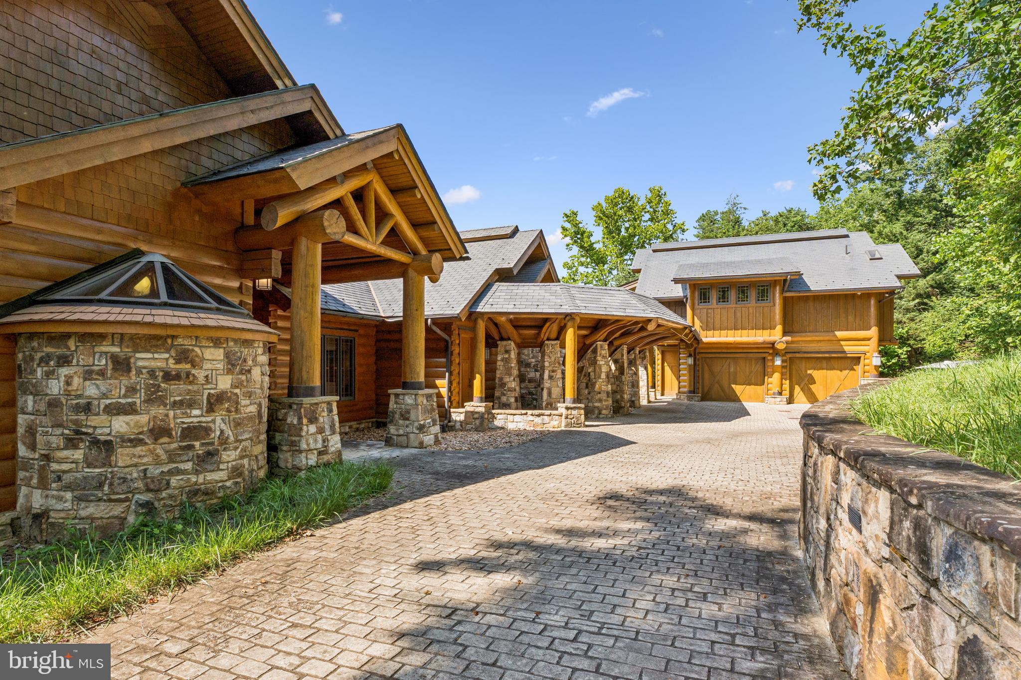 RILEYVILLE - Residential