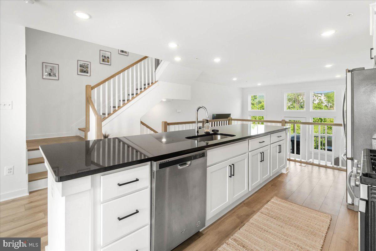 GAMBRILL VIEW - Residential