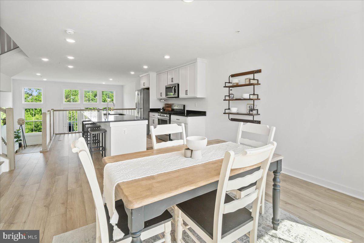 GAMBRILL VIEW - Residential