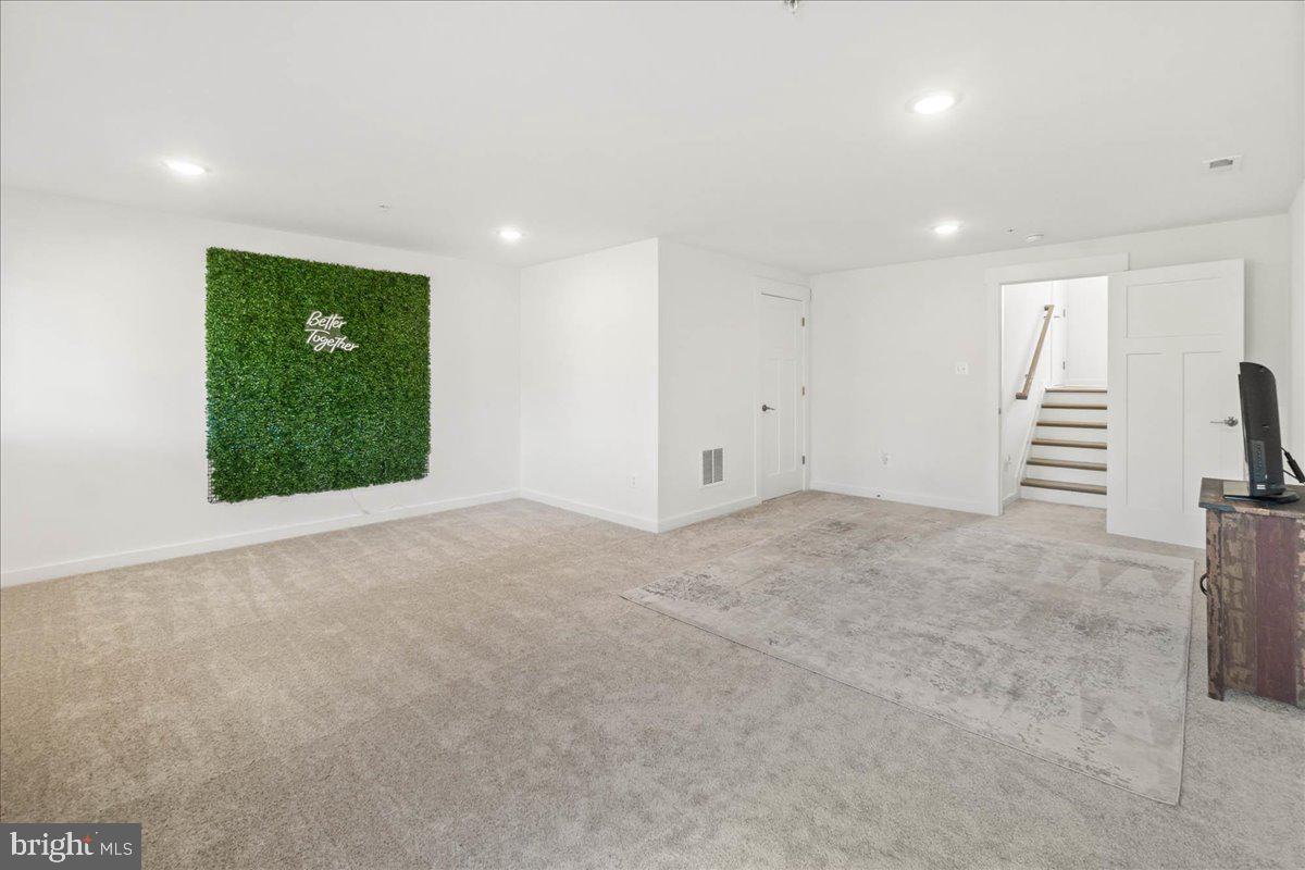 GAMBRILL VIEW - Residential