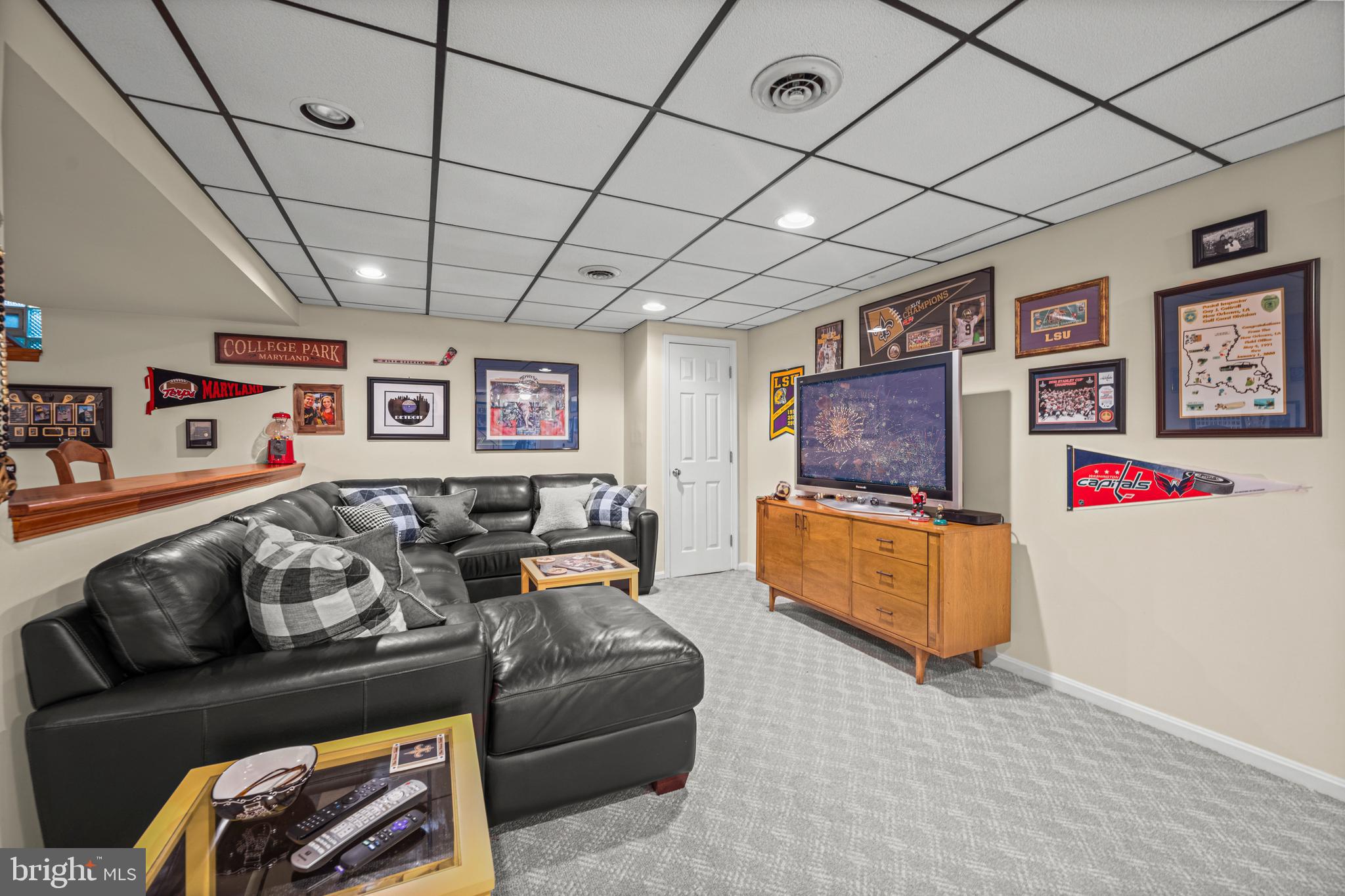 MOUNT HEBRON - Residential