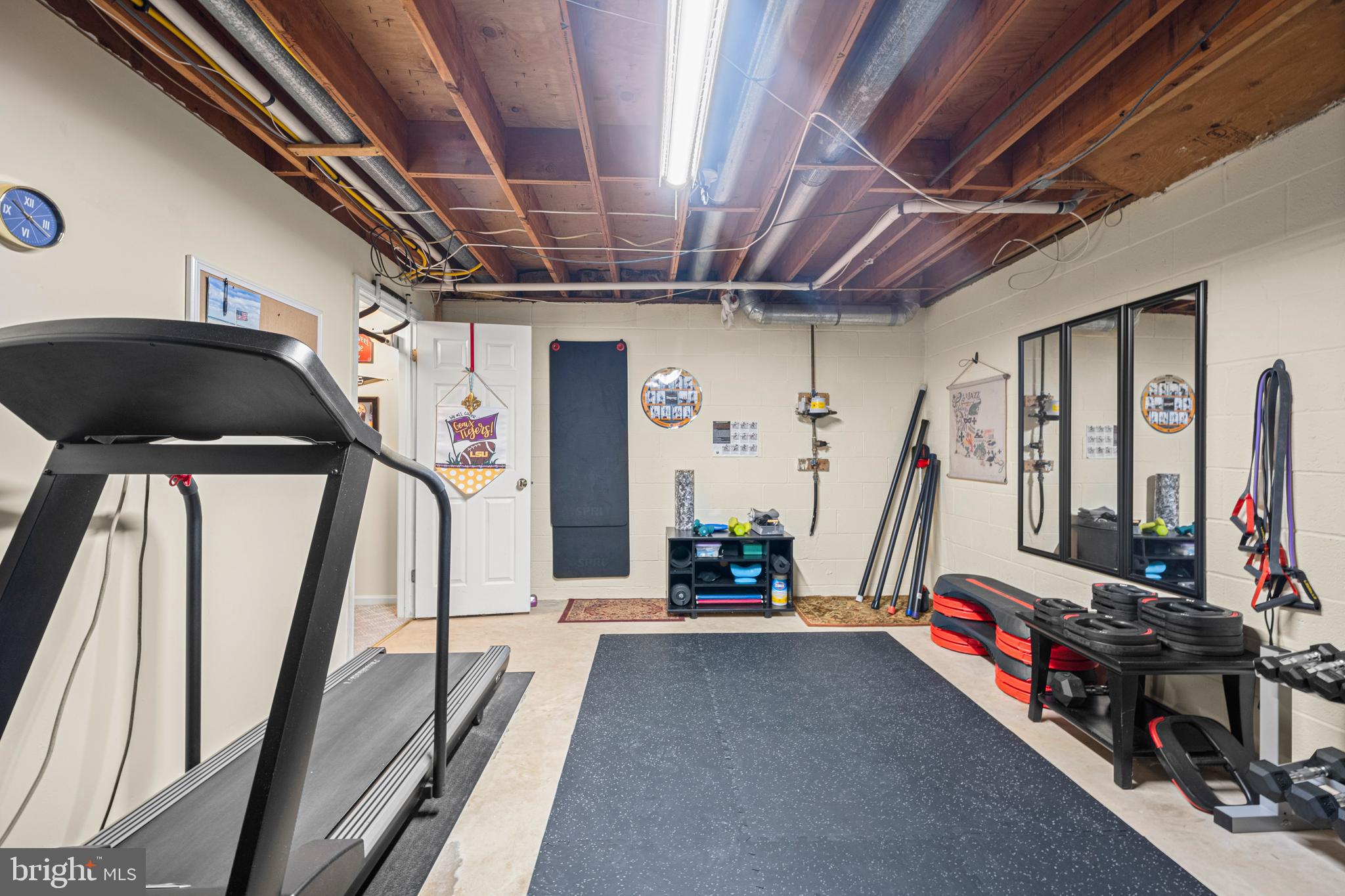 MOUNT HEBRON - Residential