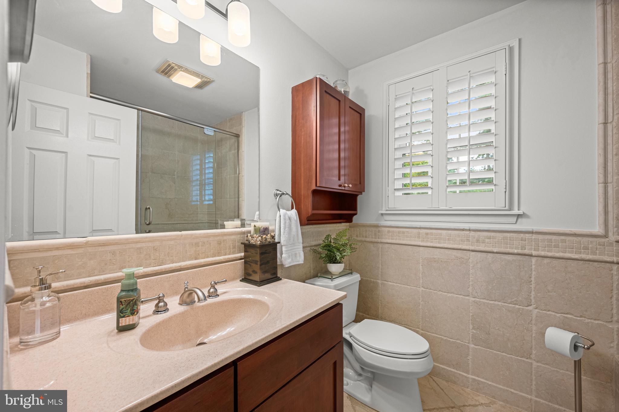 MOUNT HEBRON - Residential