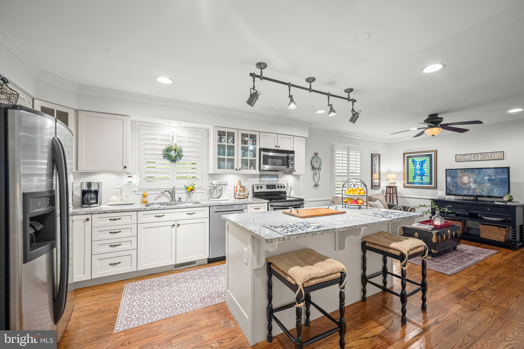 MOUNT HEBRON - Residential