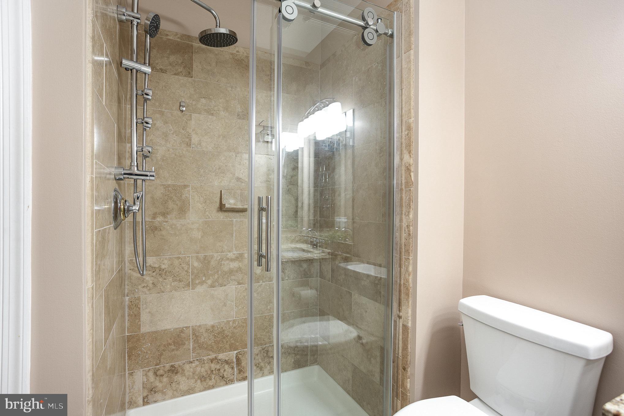 WINDSOR AT PERRY HALL FARMS - Residential