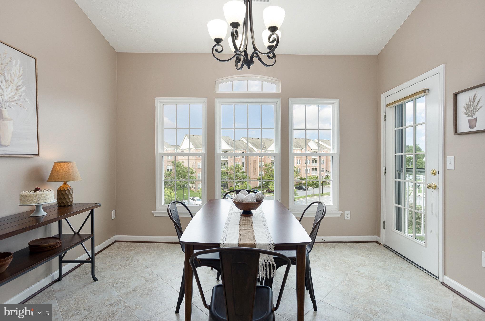 WINDSOR AT PERRY HALL FARMS - Residential