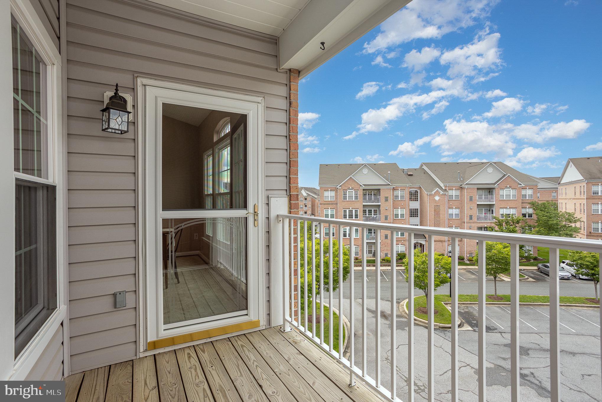 WINDSOR AT PERRY HALL FARMS - Residential