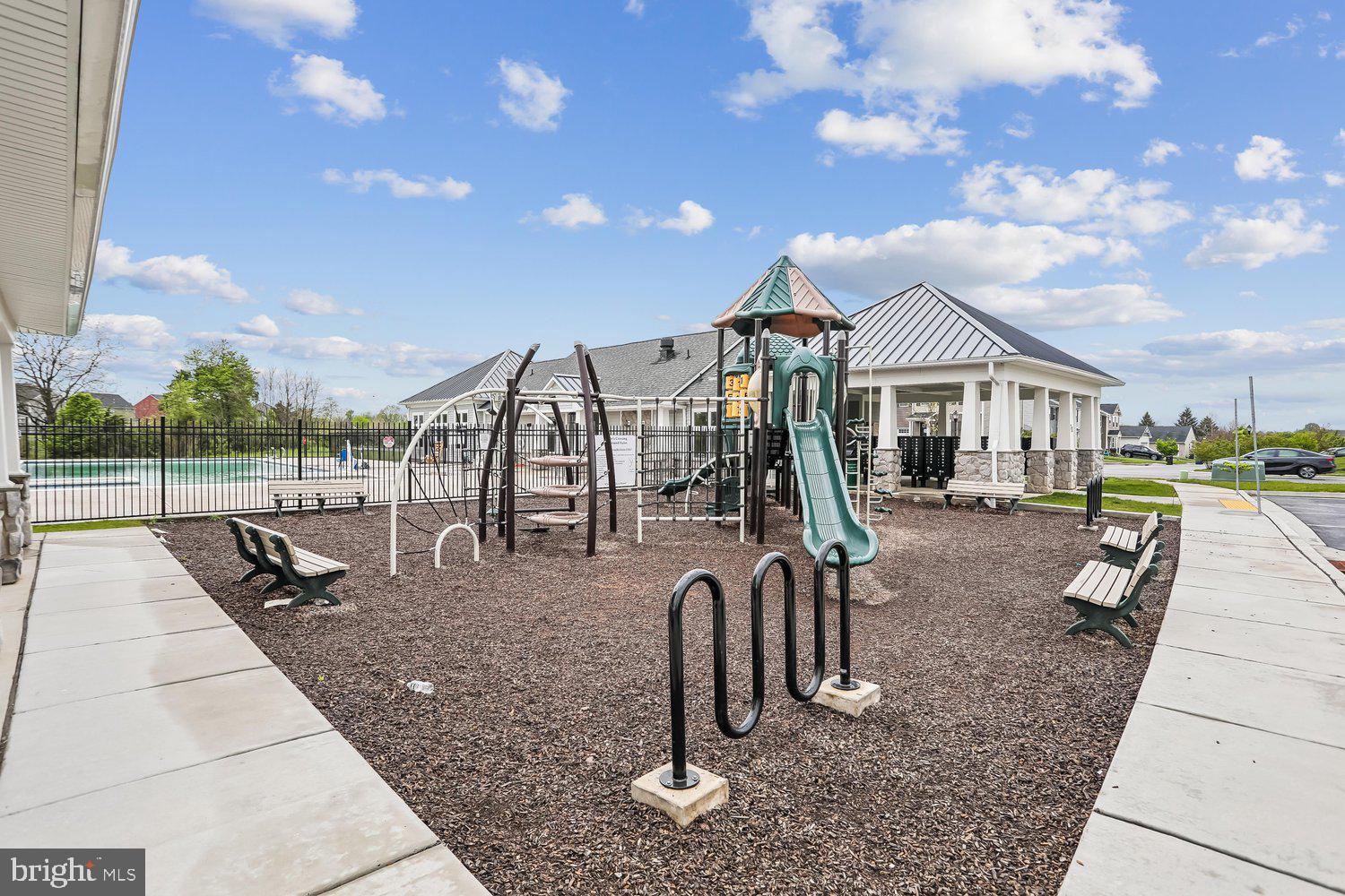 MEADE'S CROSSING - Residential