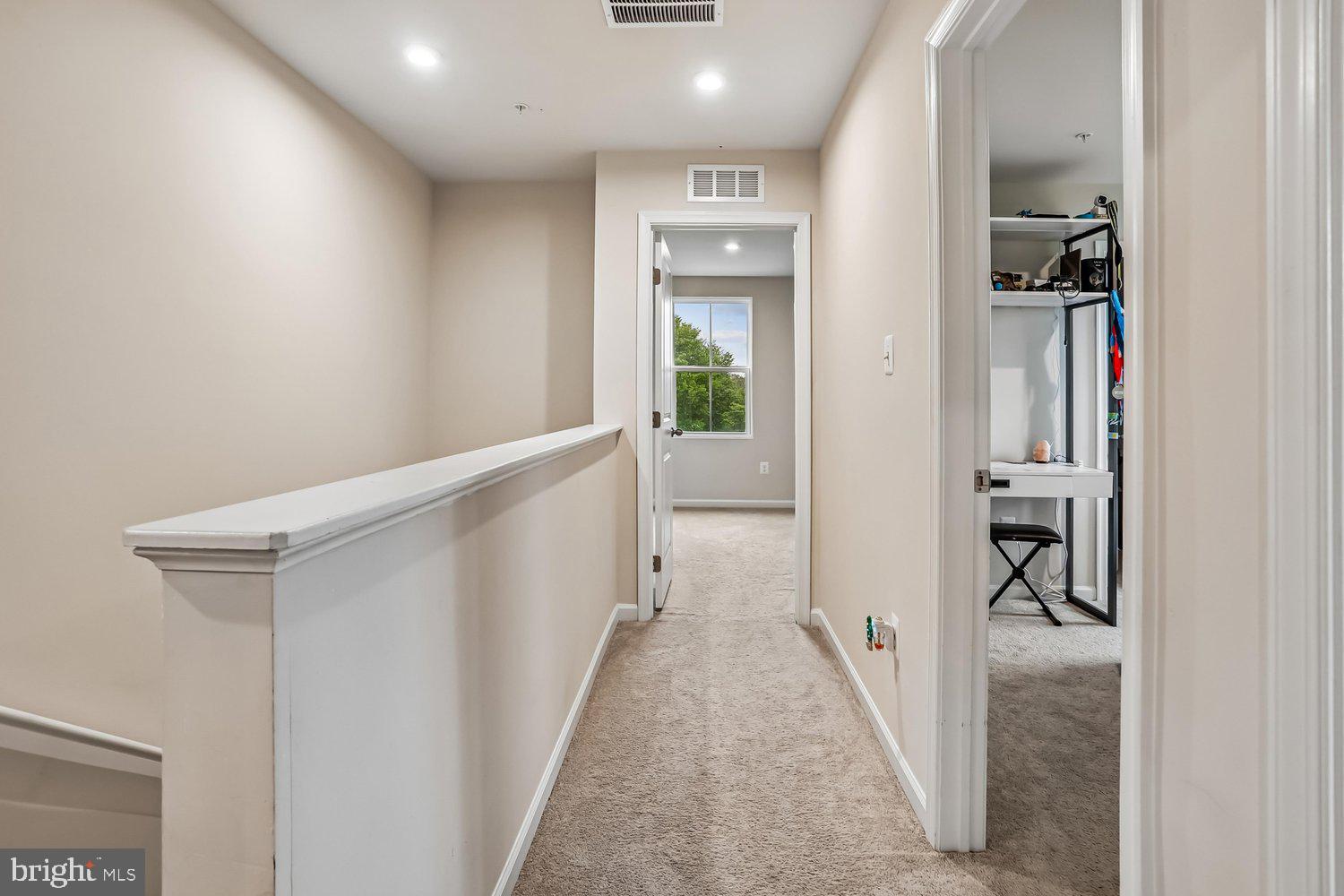 MEADE'S CROSSING - Residential