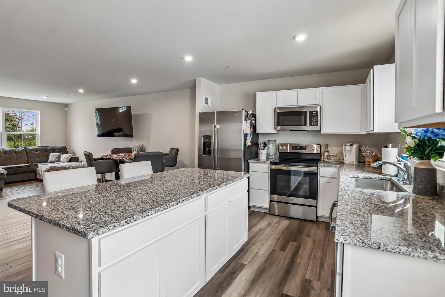 MEADE'S CROSSING - Residential