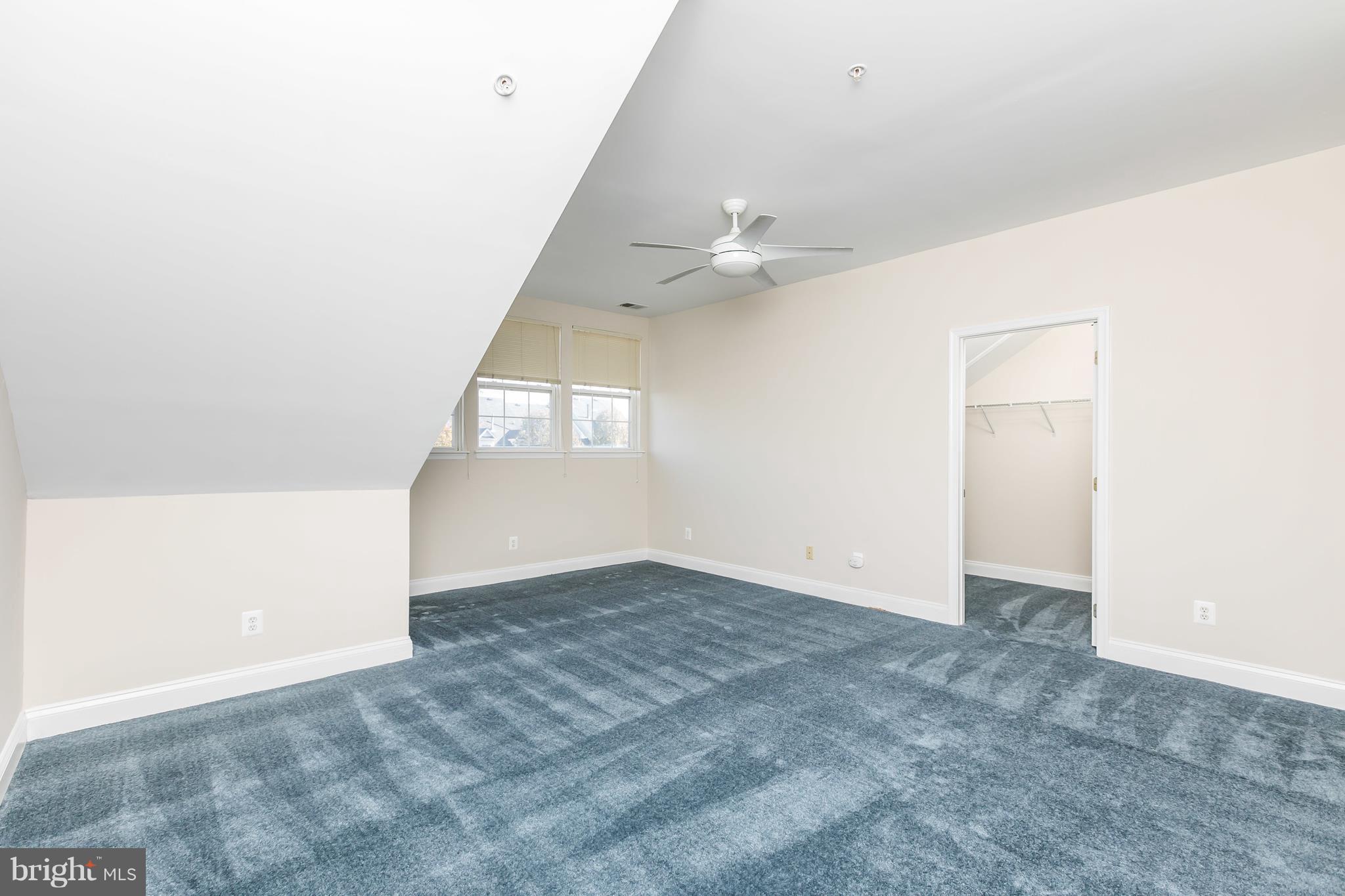 PINEY ORCHARD - Residential