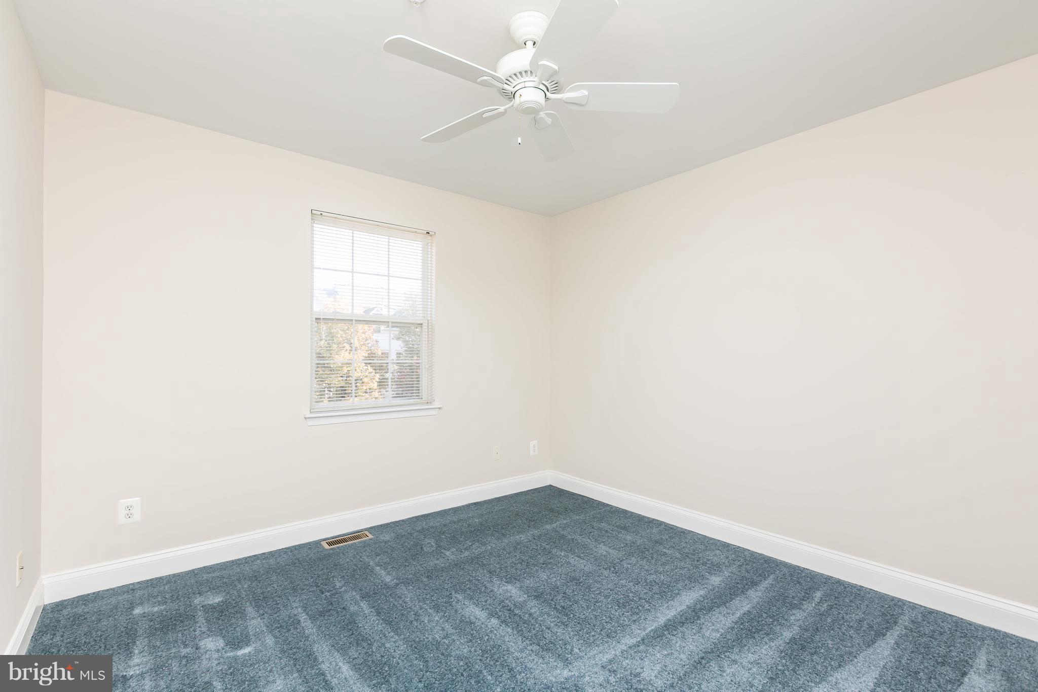 PINEY ORCHARD - Residential