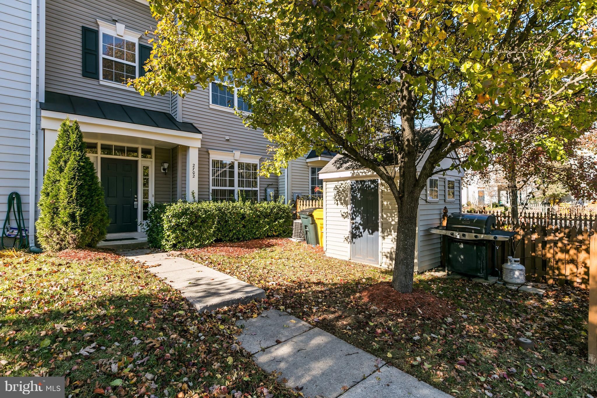 PINEY ORCHARD - Residential