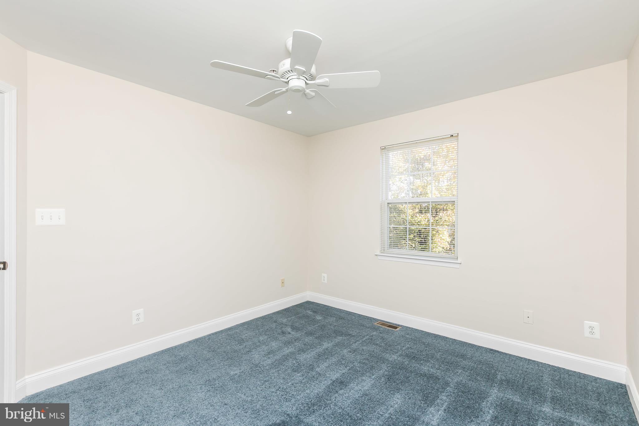 PINEY ORCHARD - Residential