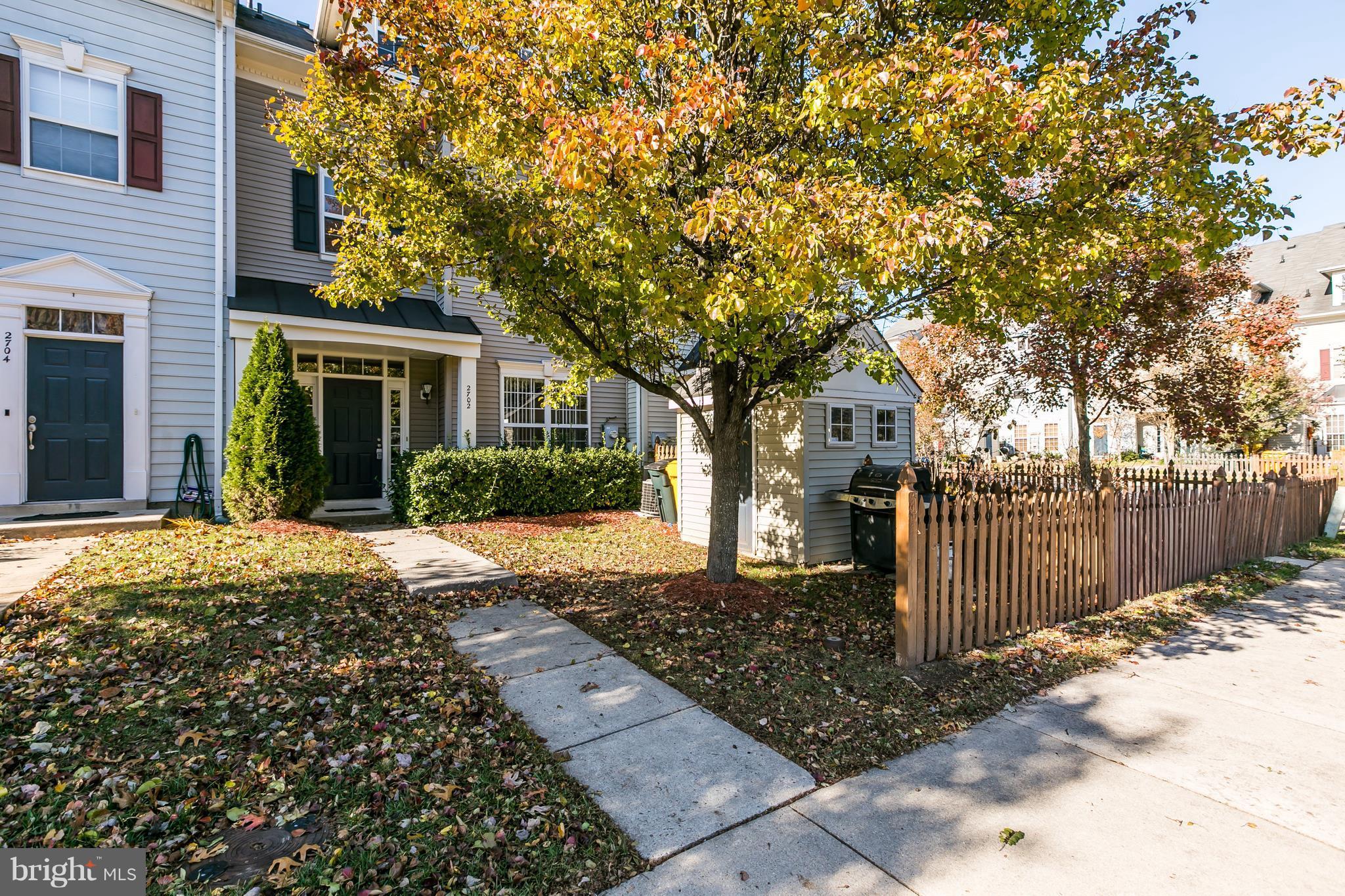 PINEY ORCHARD - Residential