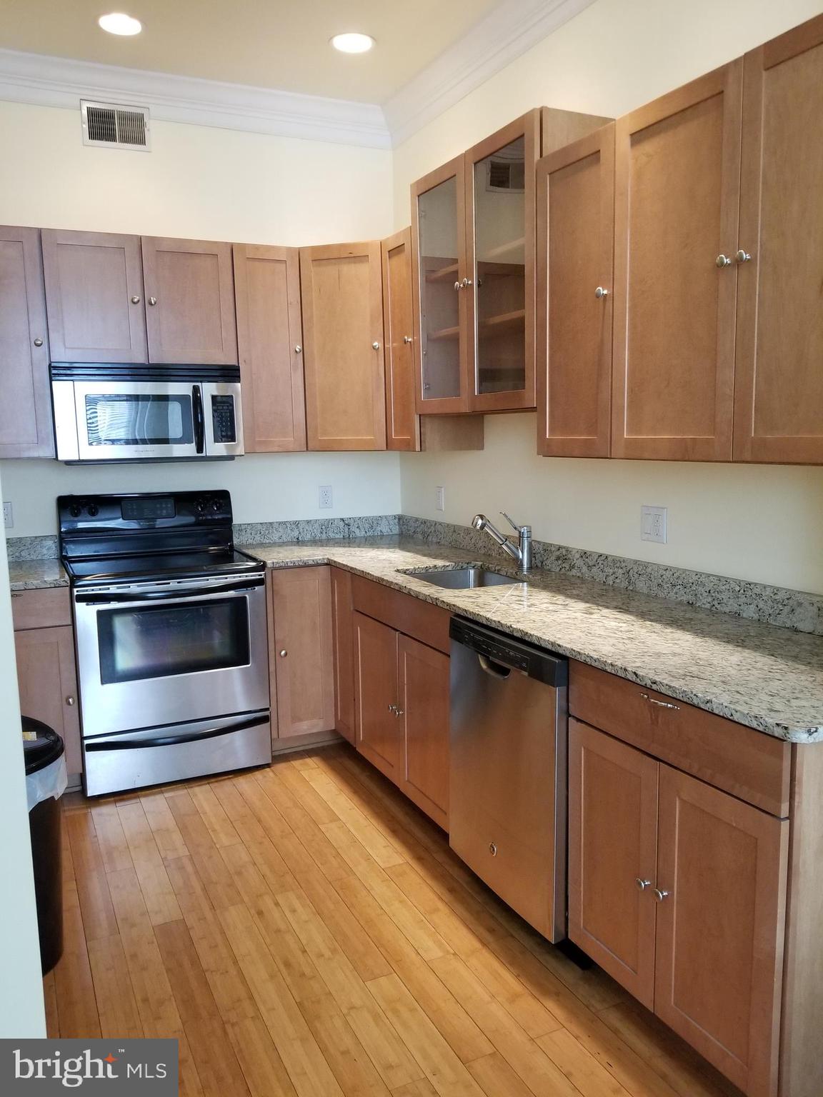 WASHINGTON SQ WEST - Residential Lease