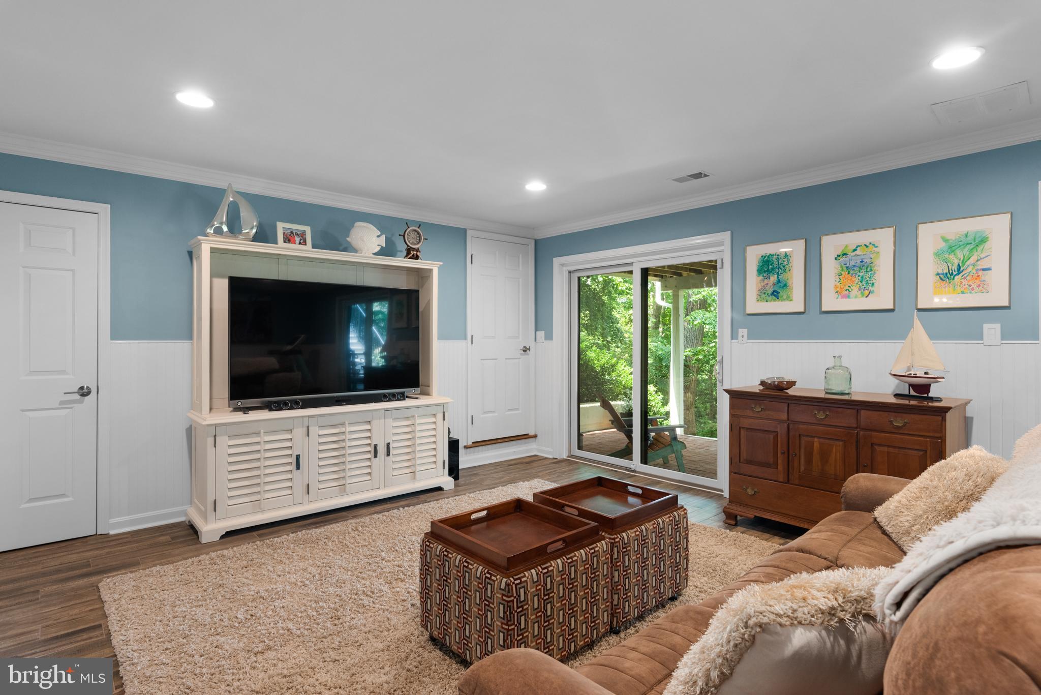 REGULARS - Residential