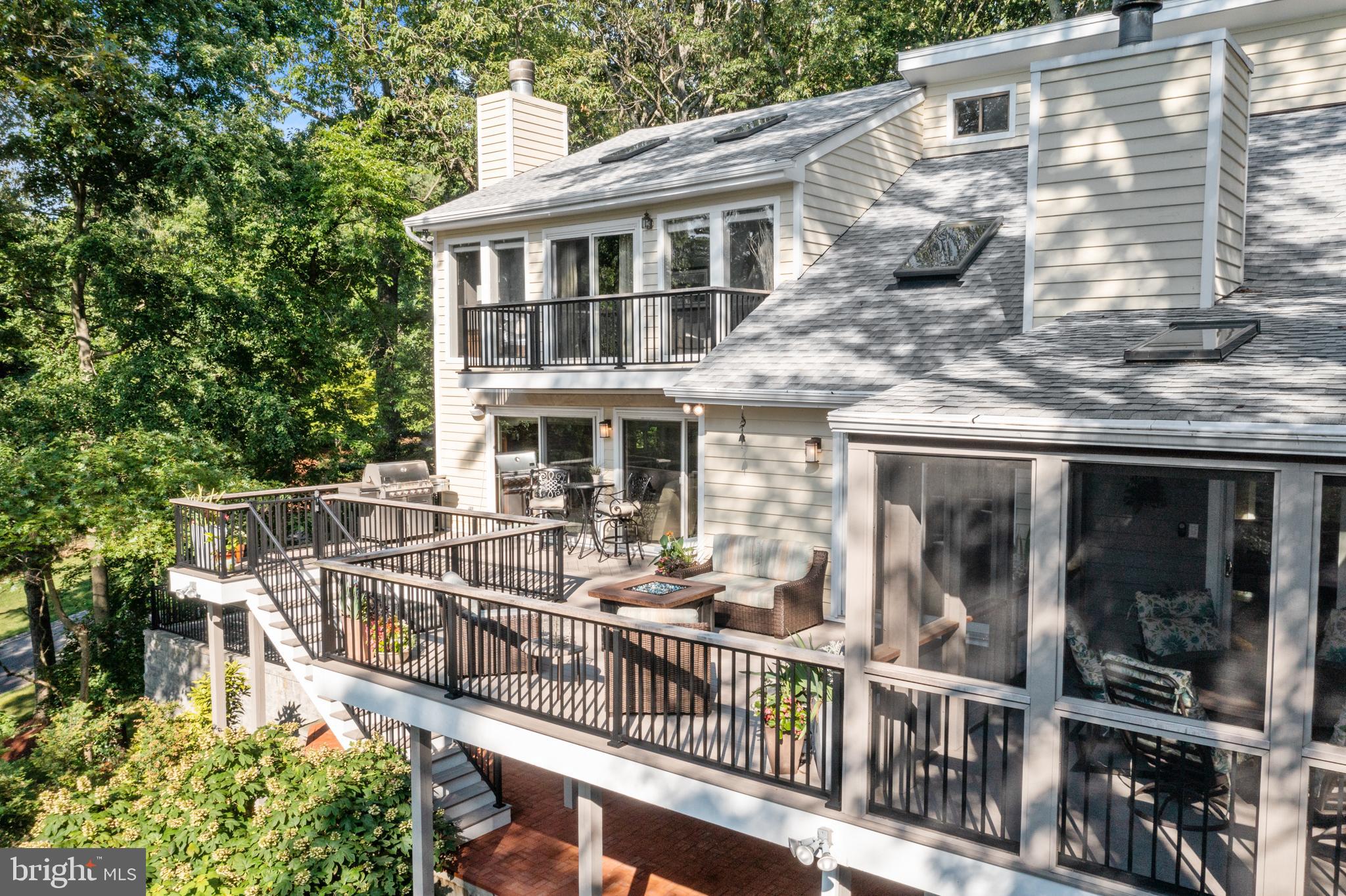 REGULARS - Residential