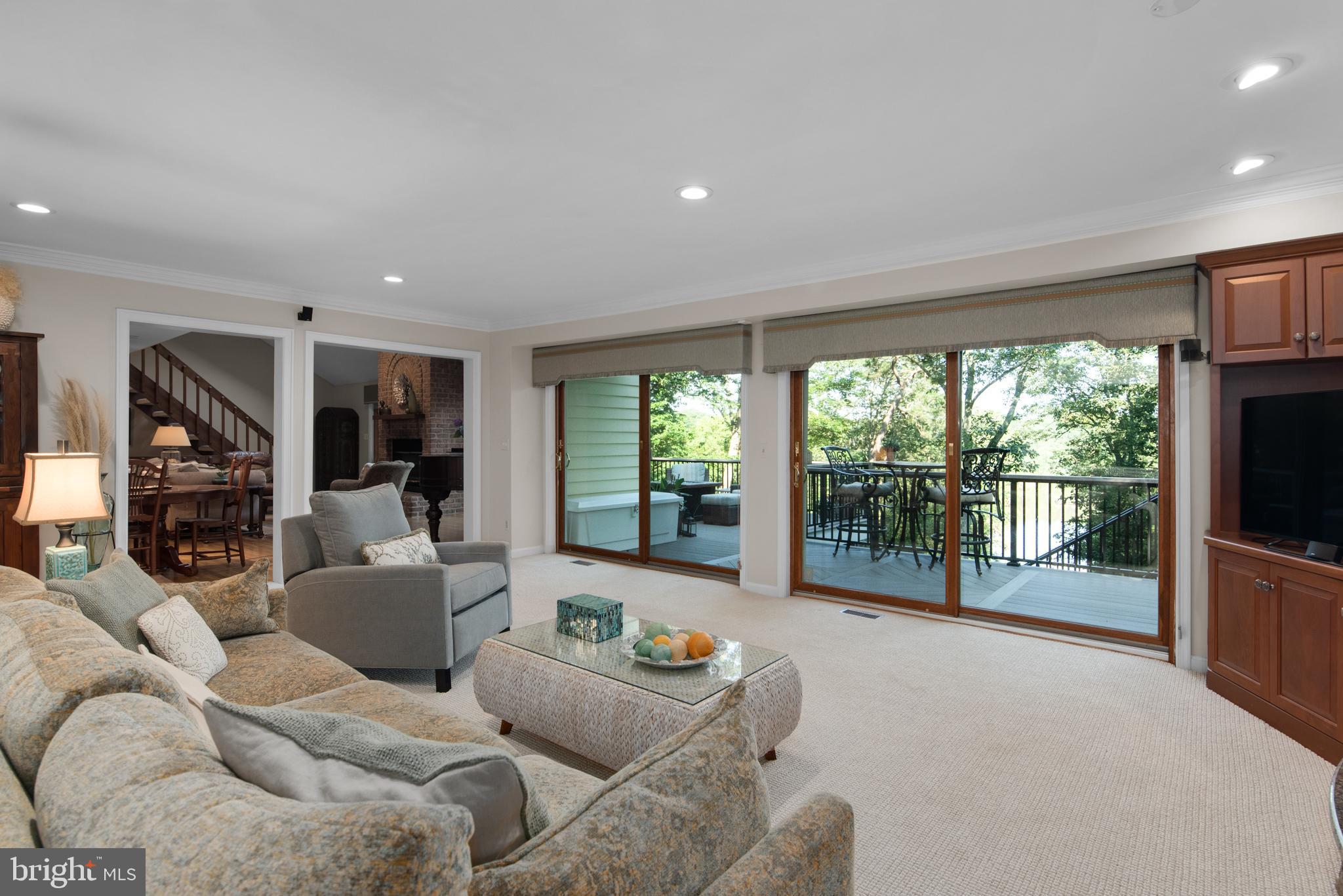 REGULARS - Residential