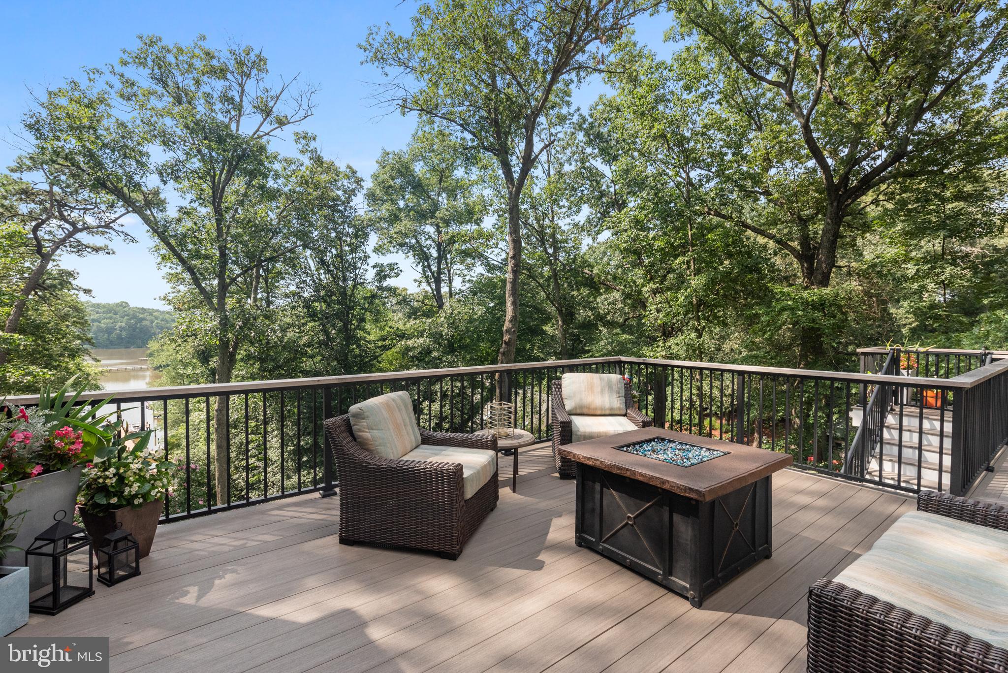 REGULARS - Residential