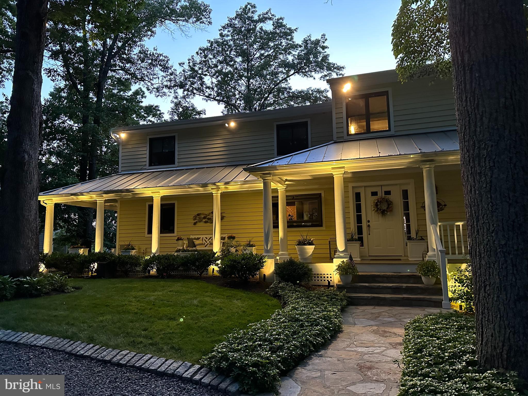 REGULARS - Residential