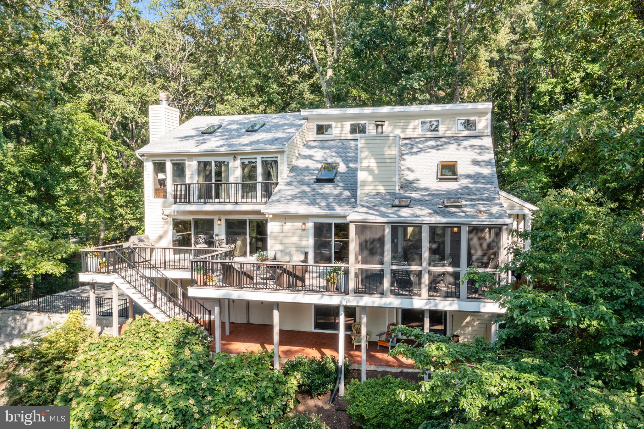 REGULARS - Residential