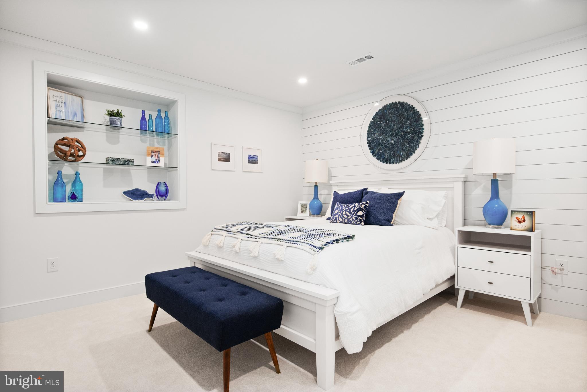 REGULARS - Residential