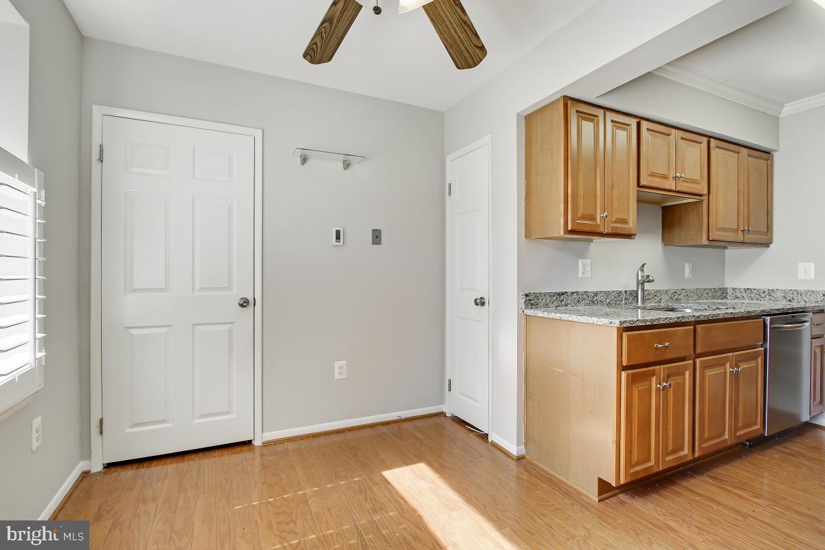 LEISURE WORLD - Residential