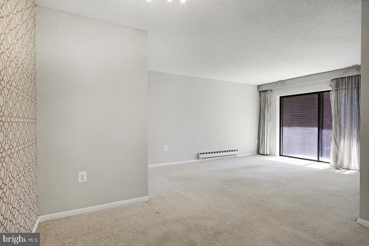 LEISURE WORLD - Residential