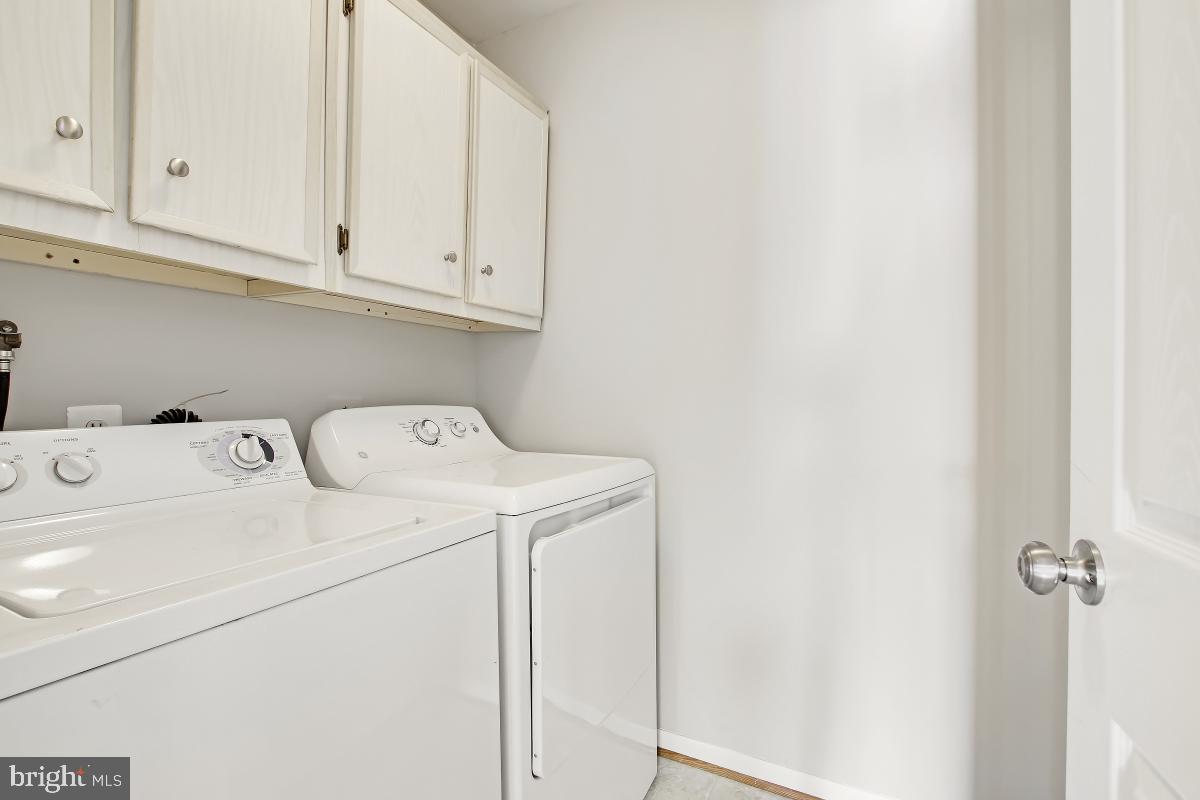 LEISURE WORLD - Residential