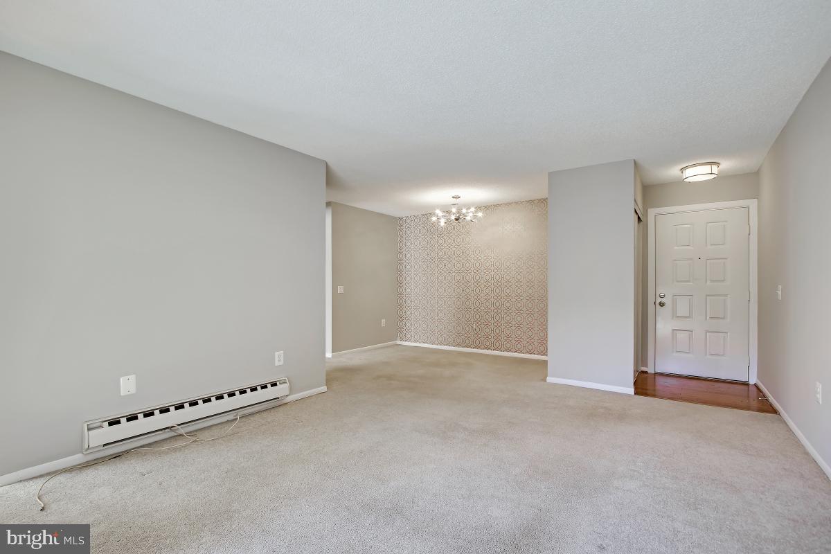 LEISURE WORLD - Residential